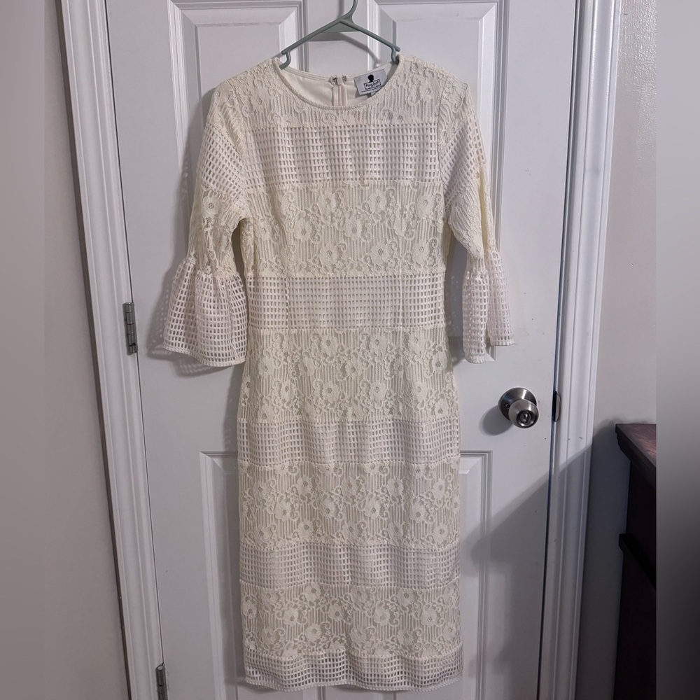 Dainty Jewells Cream Floral Lace Dress
